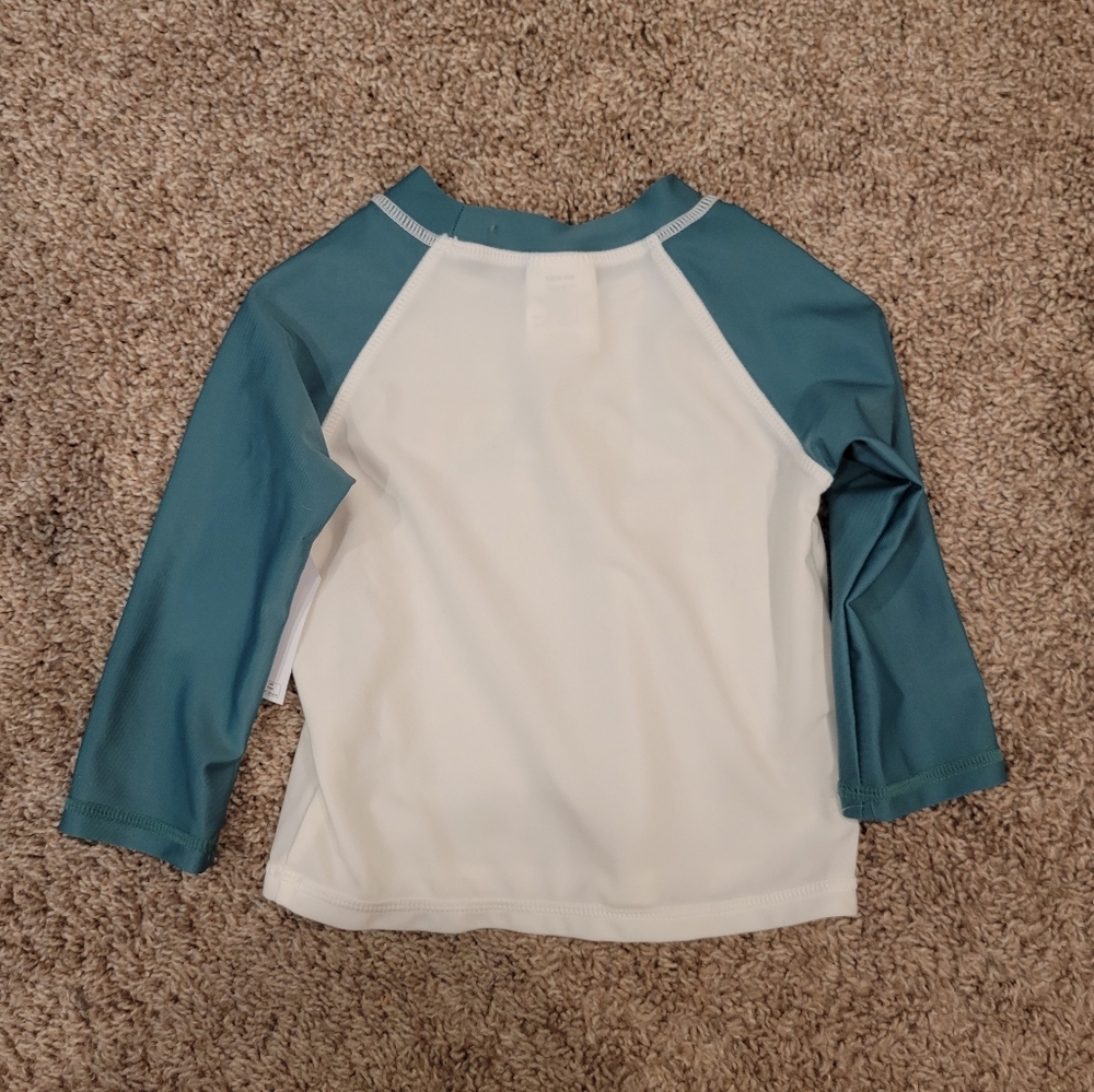 Local Rashguard - Picture 2 of 4